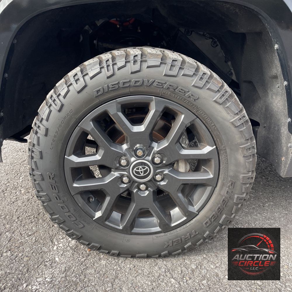 2023 Toyota Tundra Platinum HV