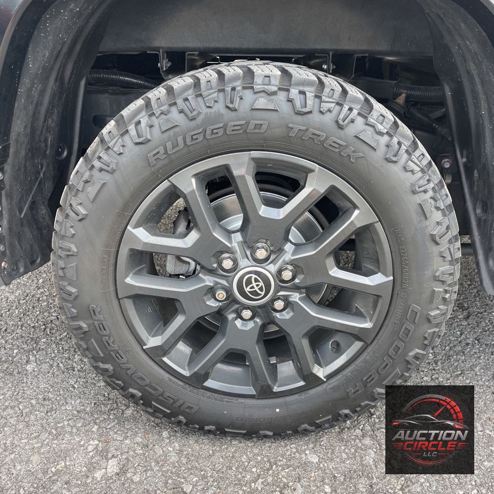 2023 Toyota Tundra Platinum HV
