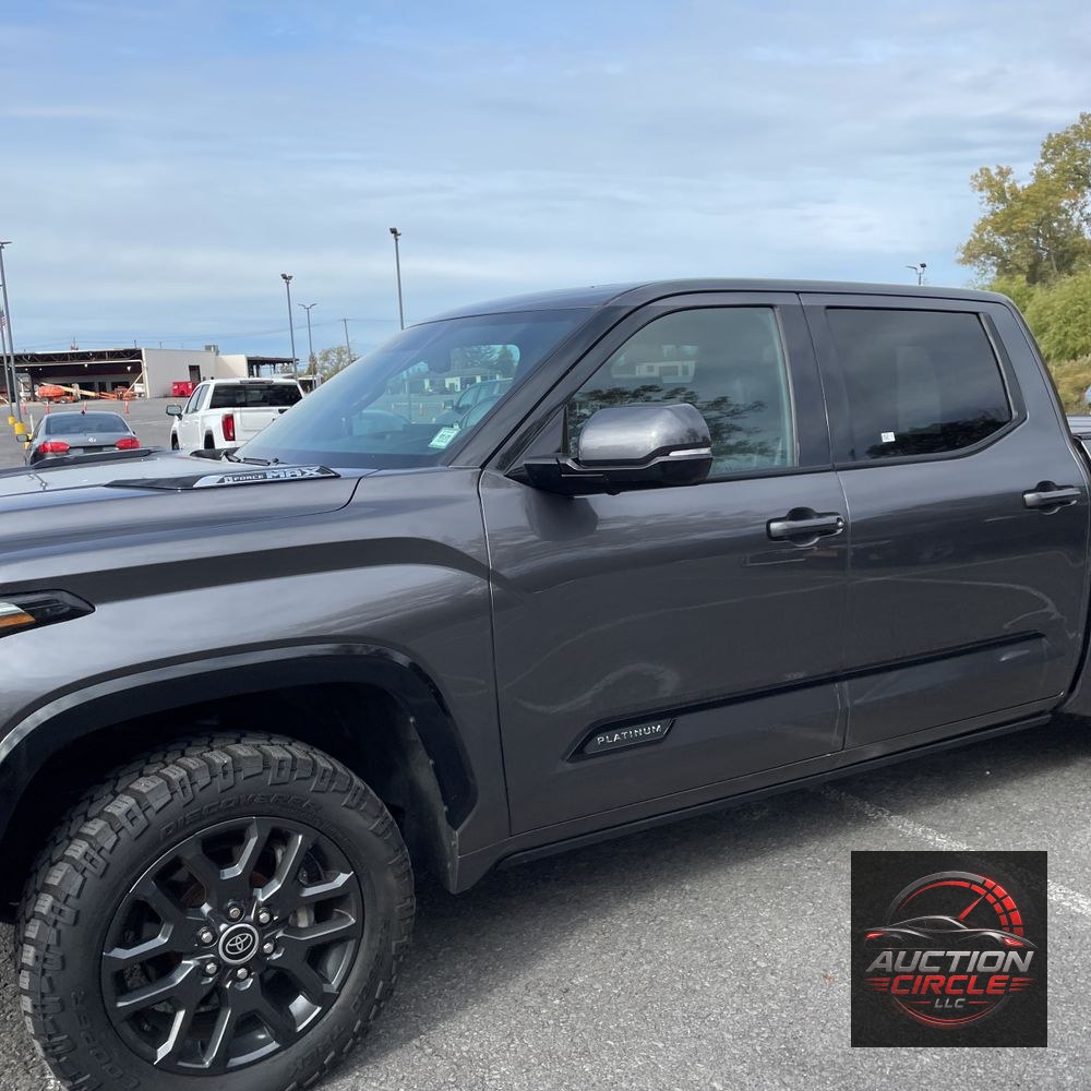 2023 Toyota Tundra Platinum HV