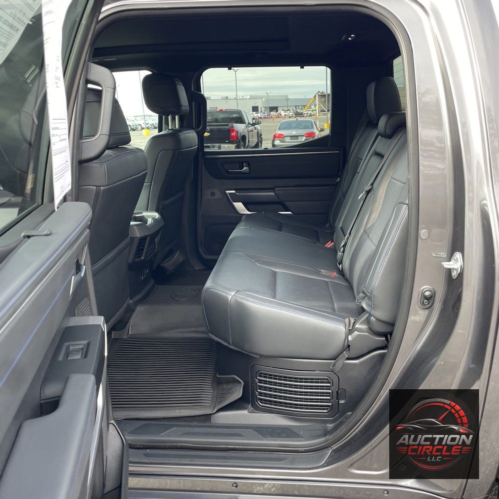 2023 Toyota Tundra Platinum HV