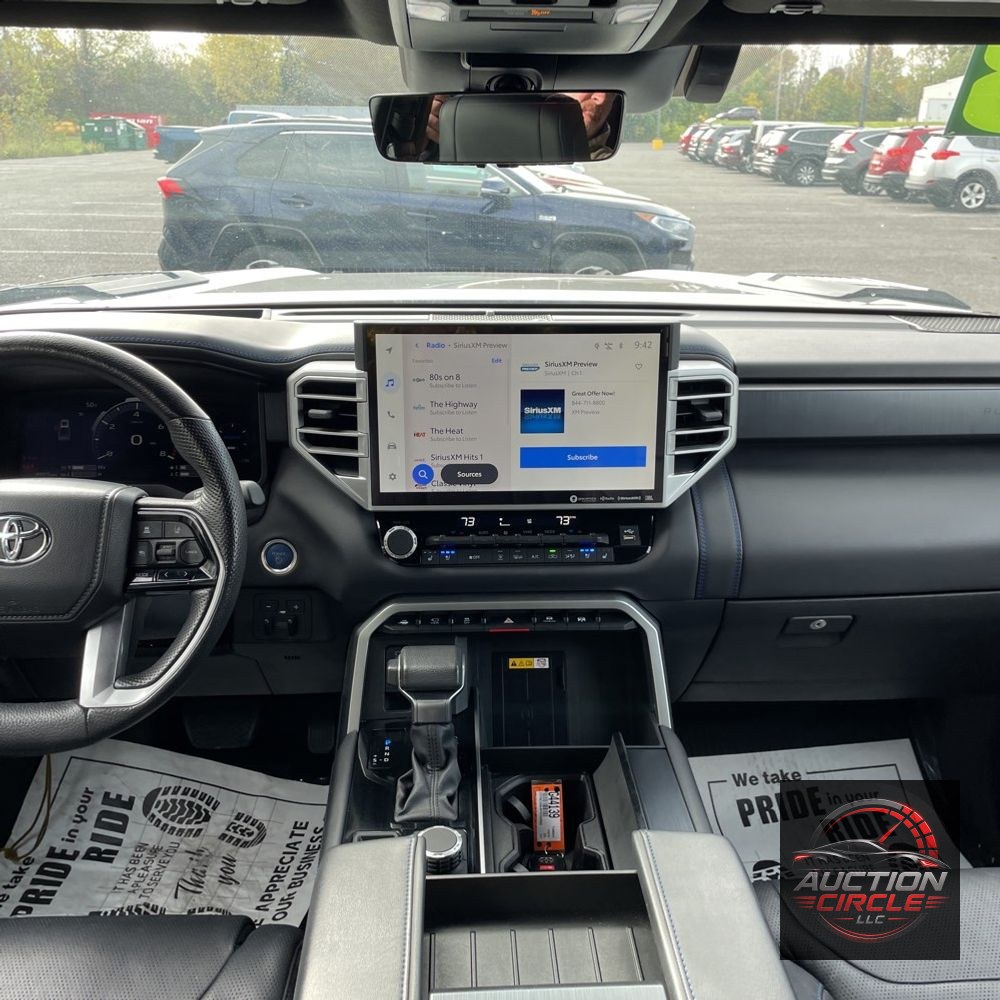 2023 Toyota Tundra Platinum HV