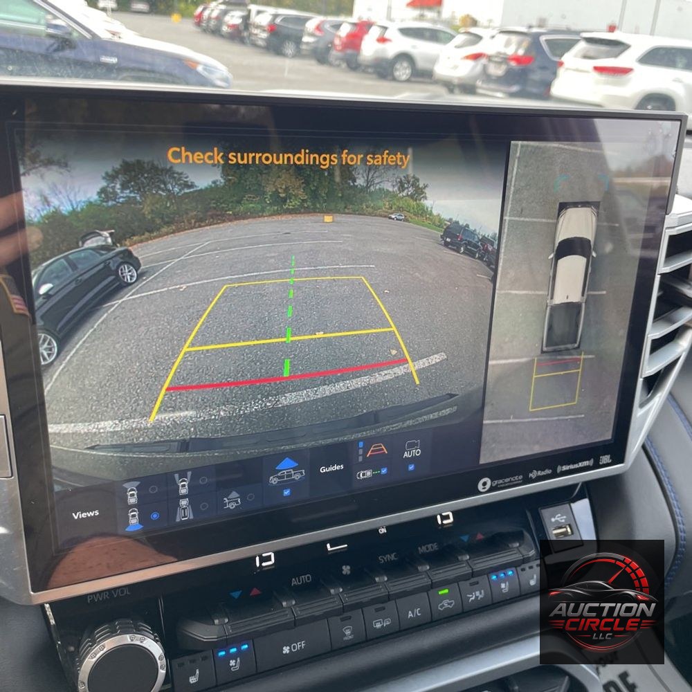 2023 Toyota Tundra Platinum HV