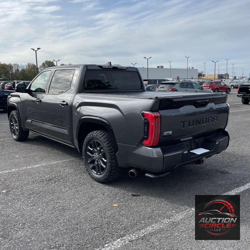 2023 Toyota Tundra Platinum HV