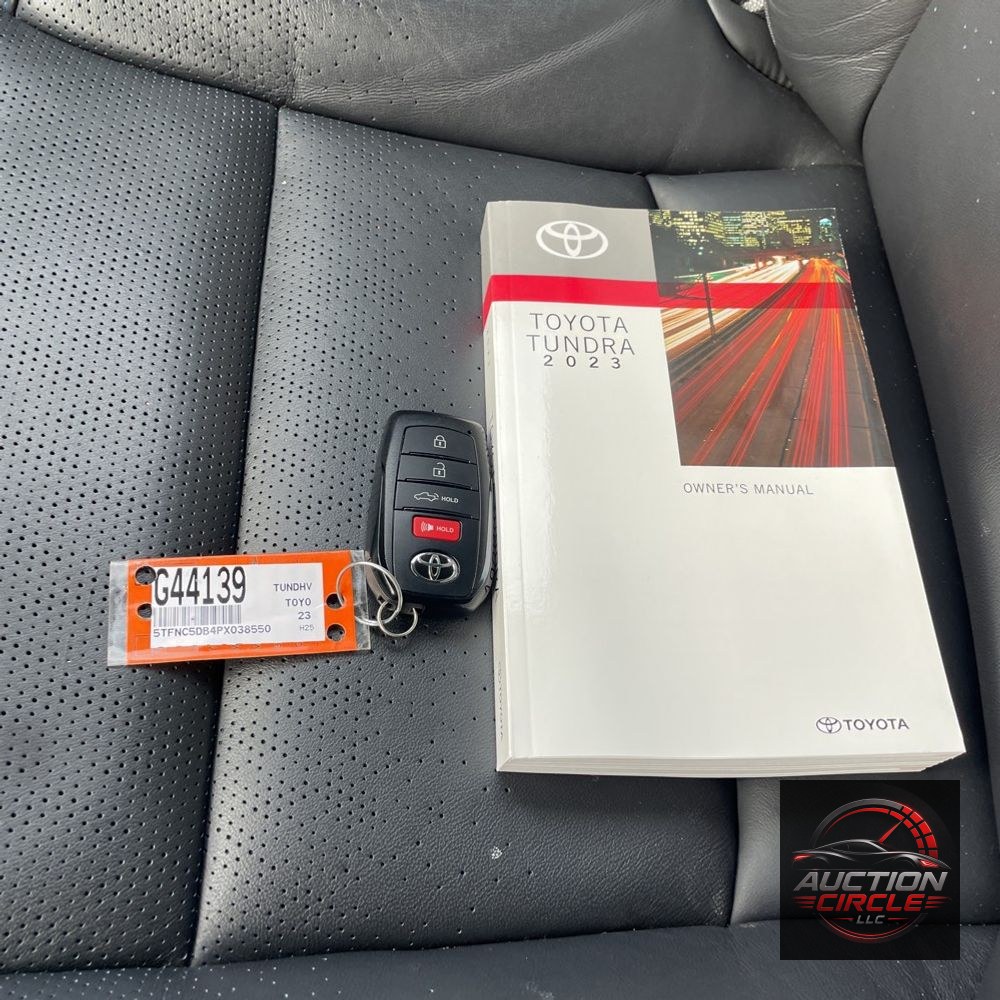 2023 Toyota Tundra Platinum HV