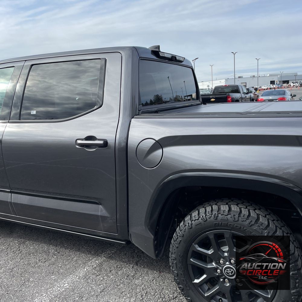 2023 Toyota Tundra Platinum HV