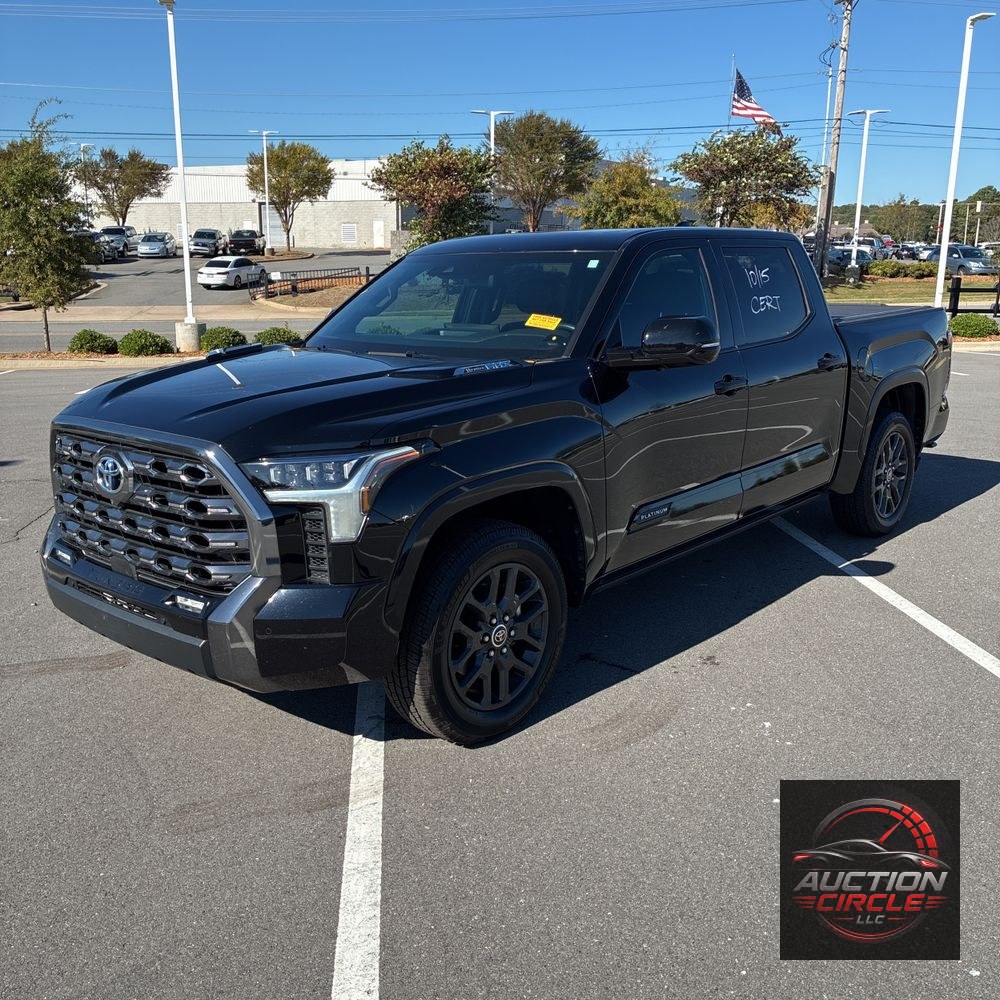 2023 Toyota Tundra Platinum HV