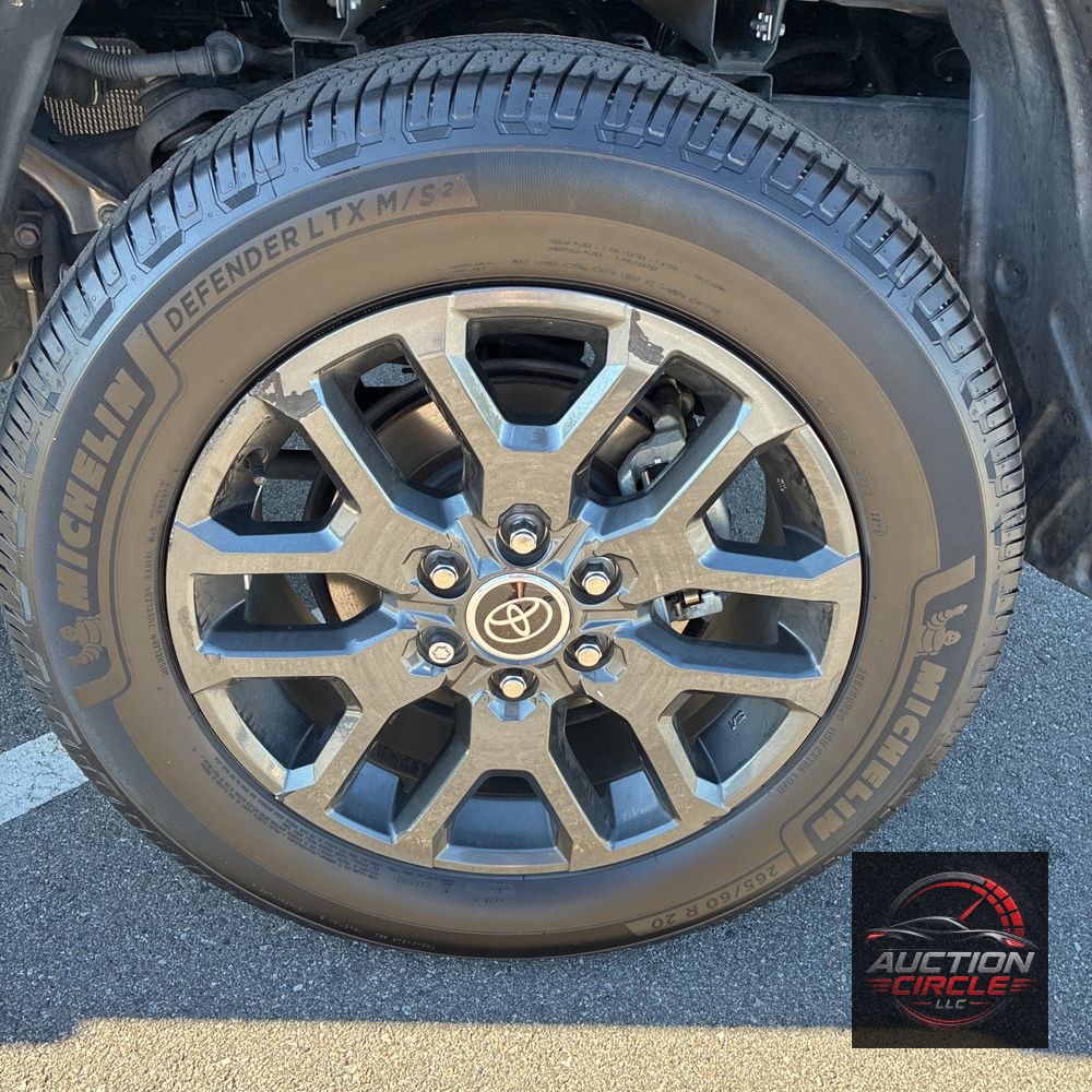 2023 Toyota Tundra Platinum HV
