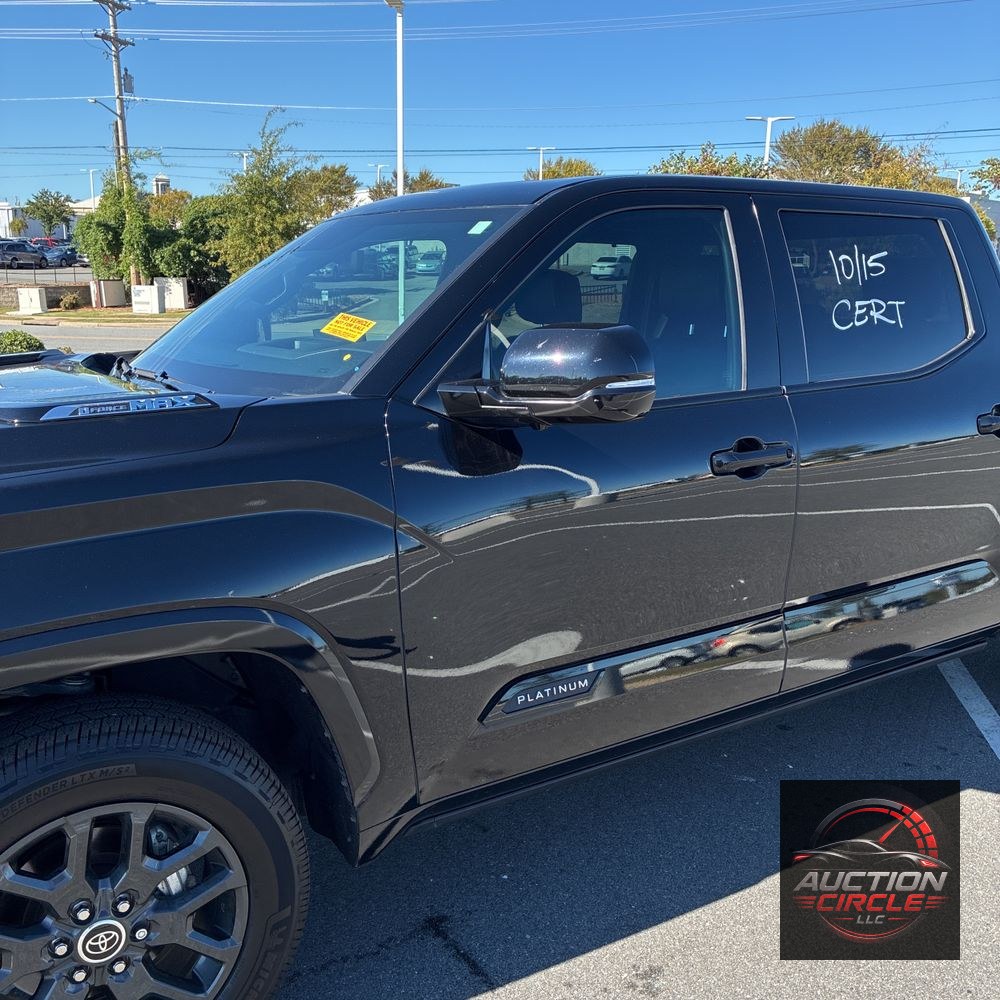 2023 Toyota Tundra Platinum HV