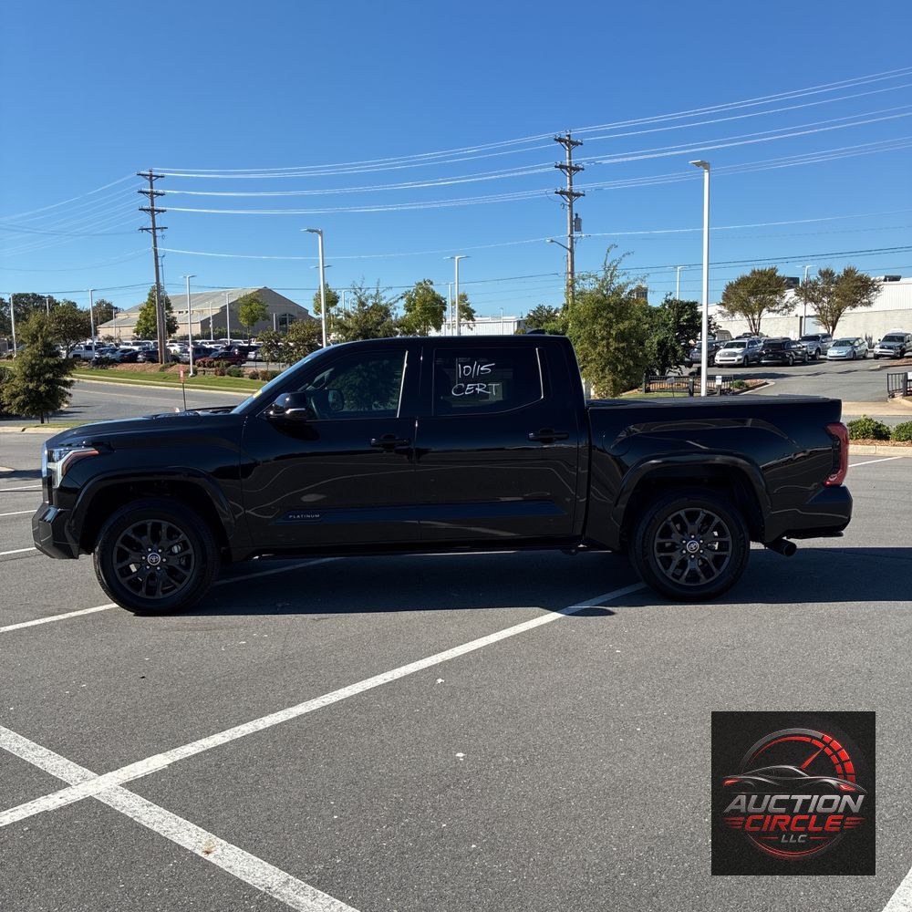 2023 Toyota Tundra Platinum HV