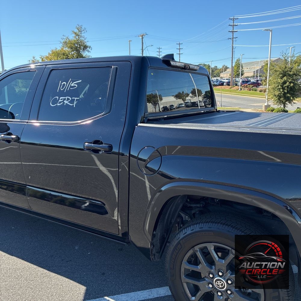 2023 Toyota Tundra Platinum HV