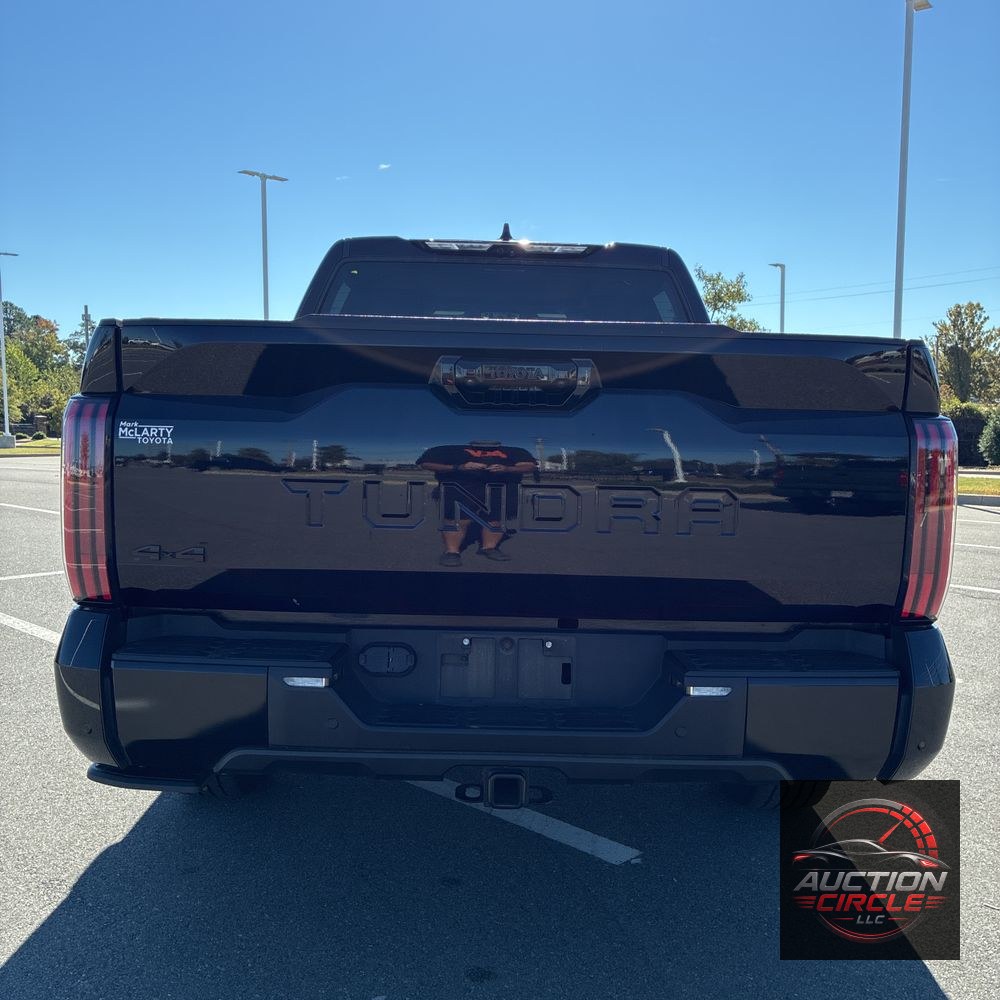 2023 Toyota Tundra Platinum HV