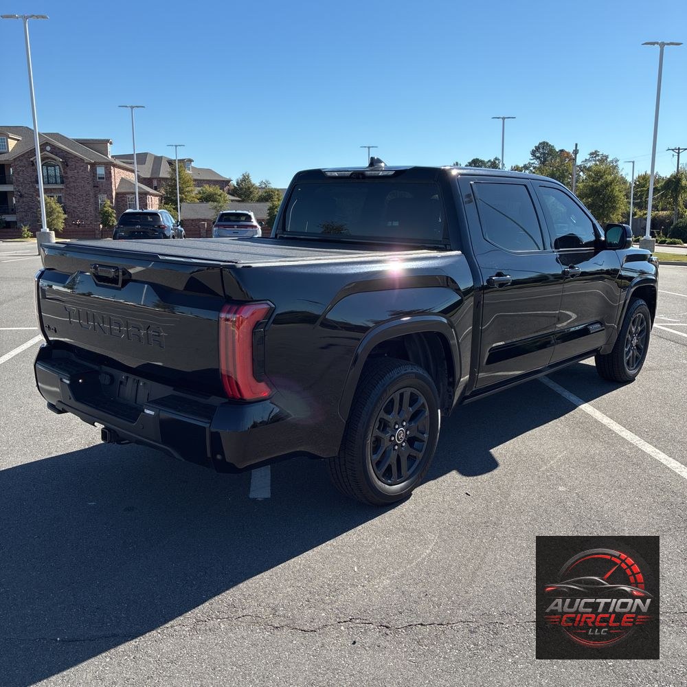 2023 Toyota Tundra Platinum HV