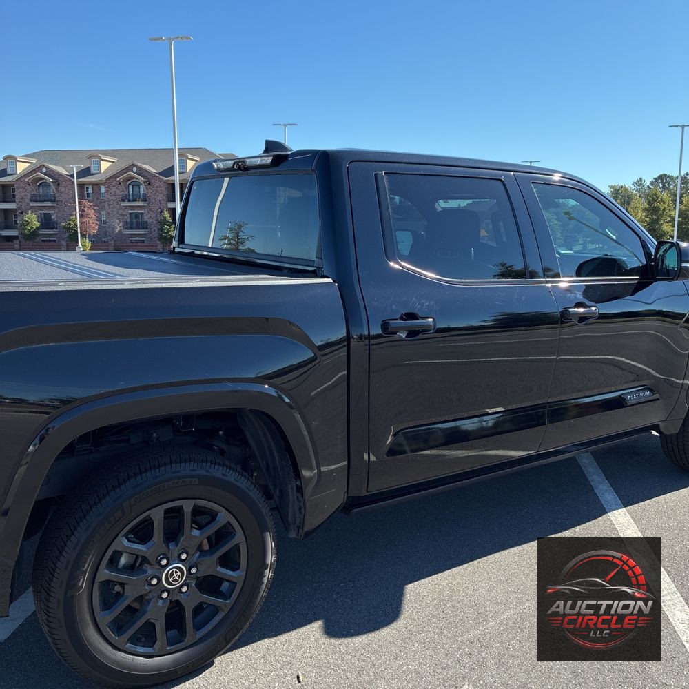 2023 Toyota Tundra Platinum HV