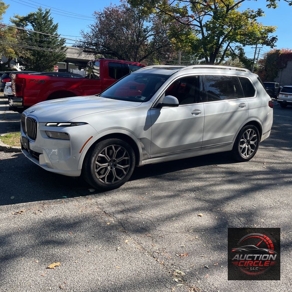 2023 BMW X7 XDrive40i