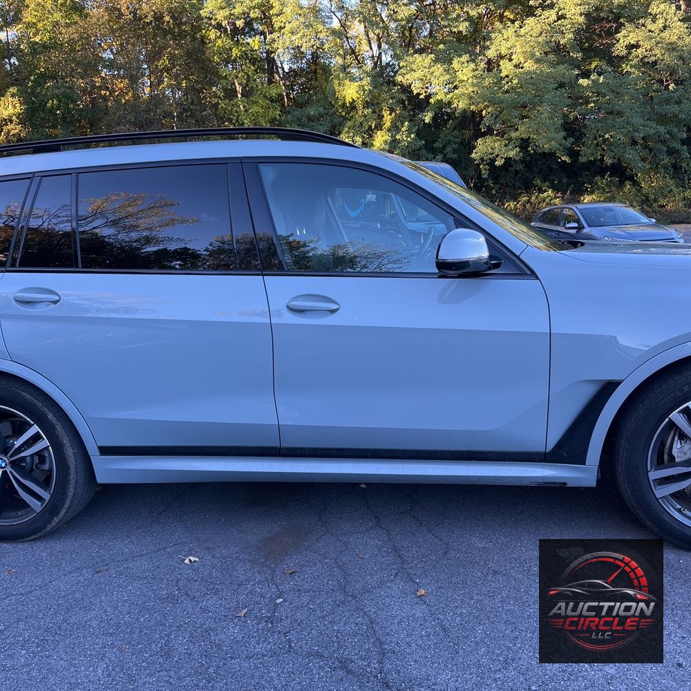 2025 BMW X7 XDrive40i