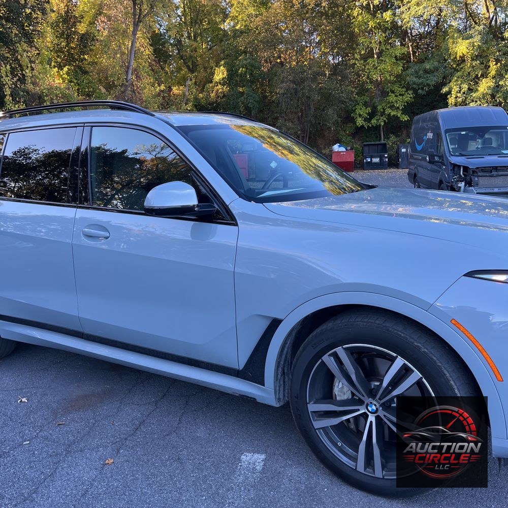 2025 BMW X7 XDrive40i