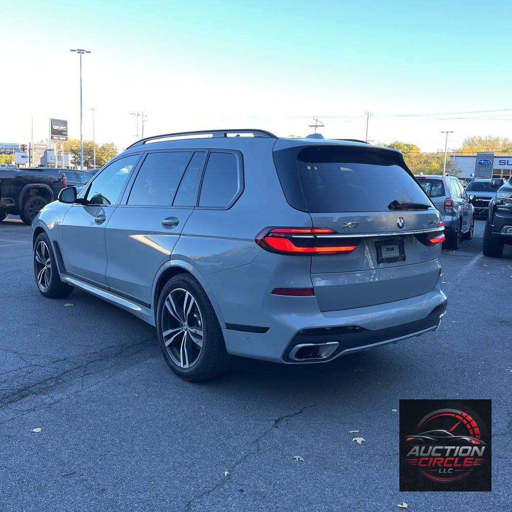 2025 BMW X7 XDrive40i