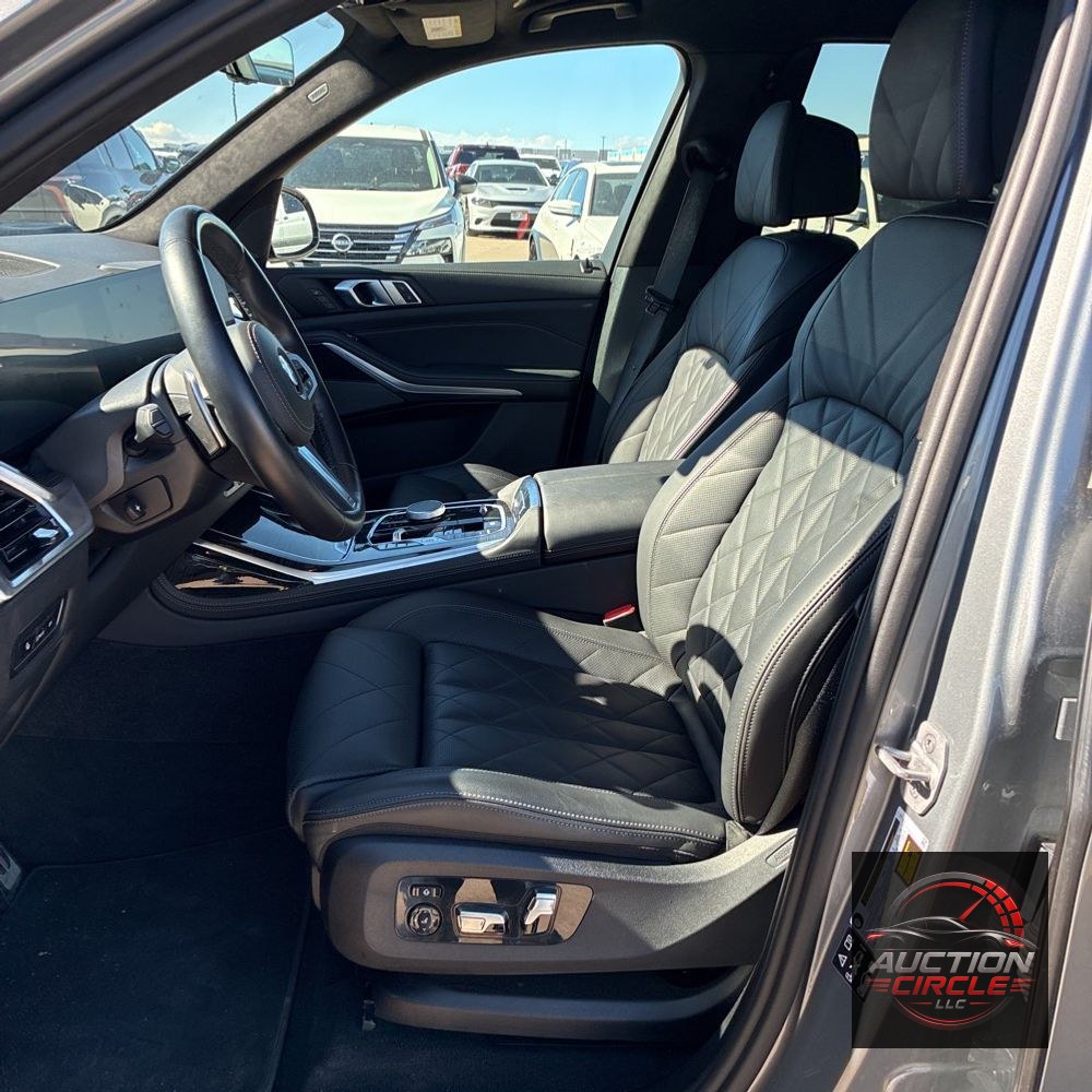 2025 BMW X7 XDrive40i