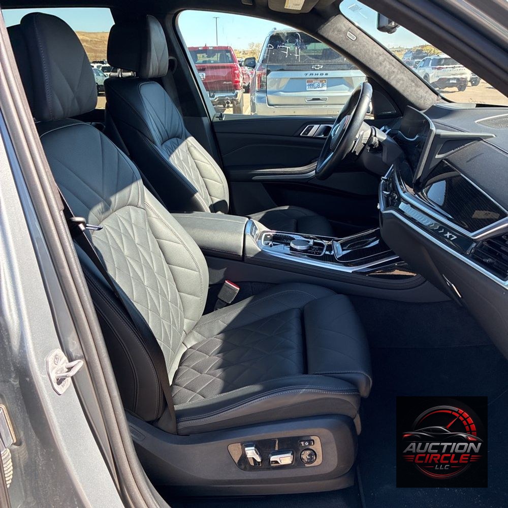 2025 BMW X7 XDrive40i