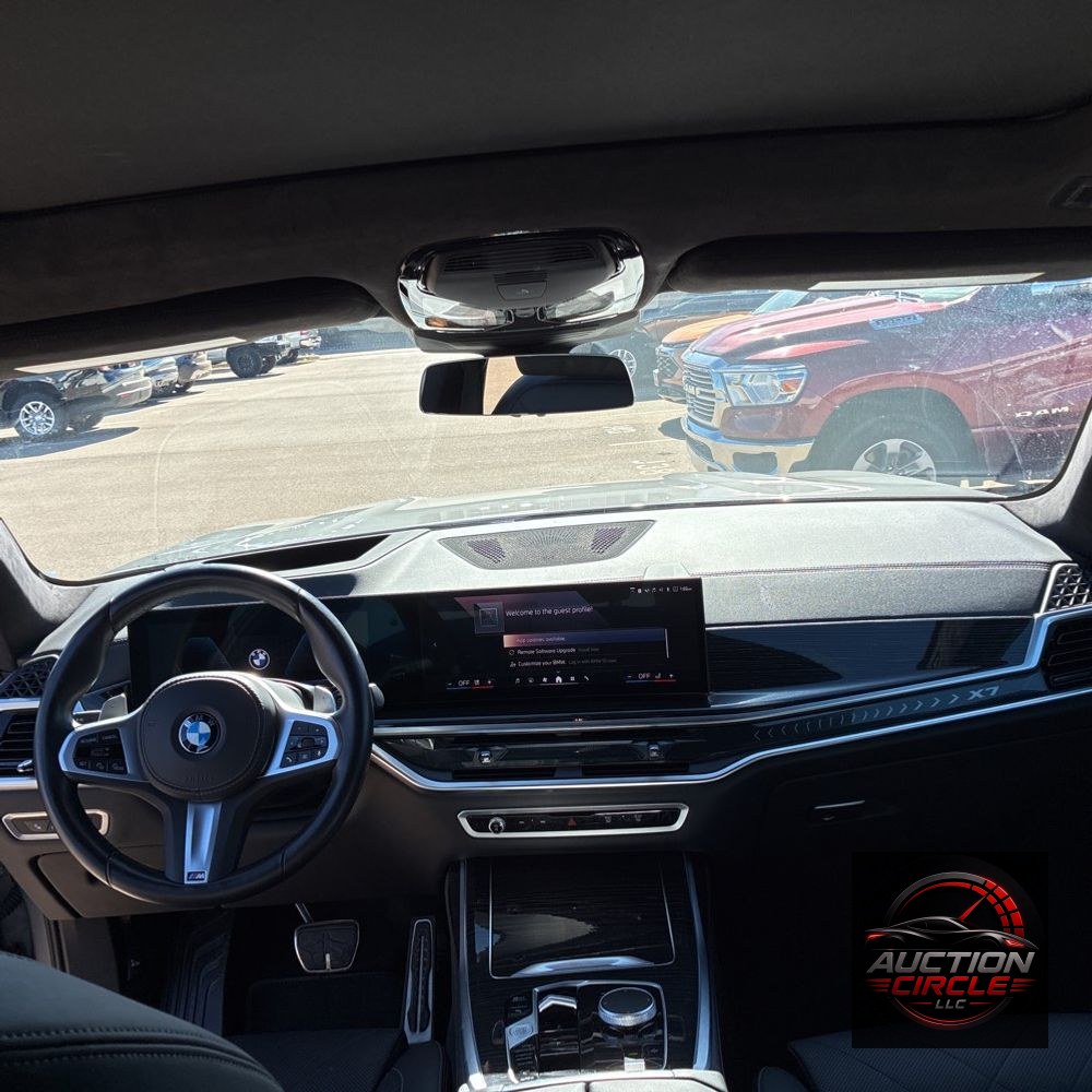 2025 BMW X7 XDrive40i