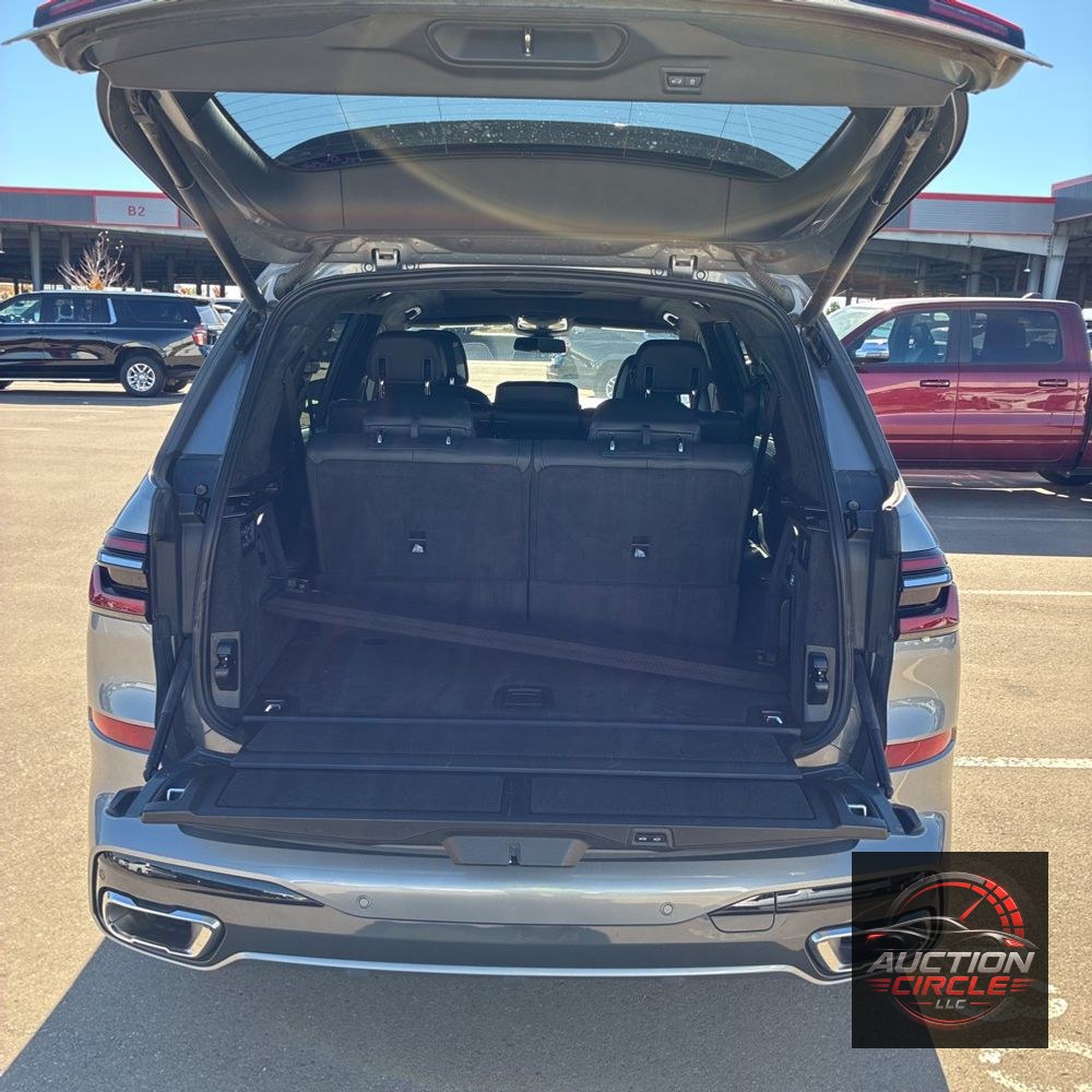 2025 BMW X7 XDrive40i