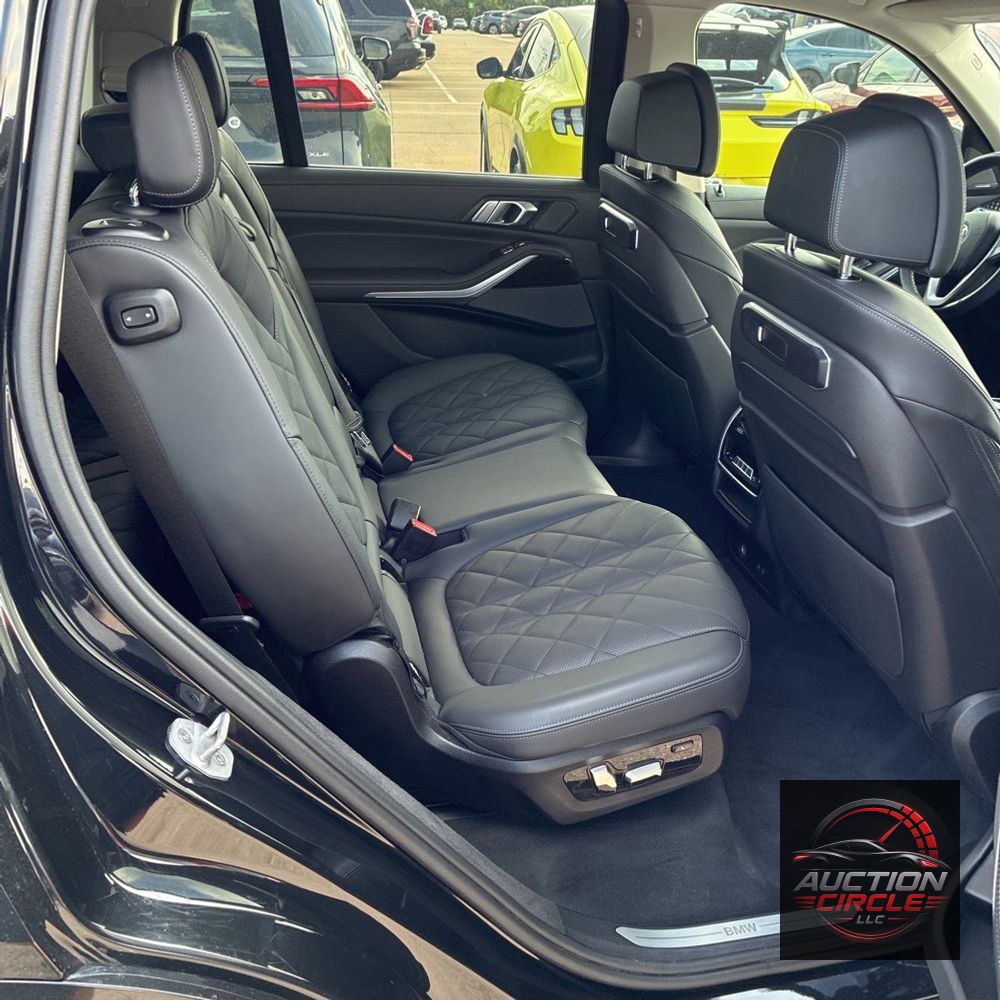 2025 BMW X7 XDrive40i