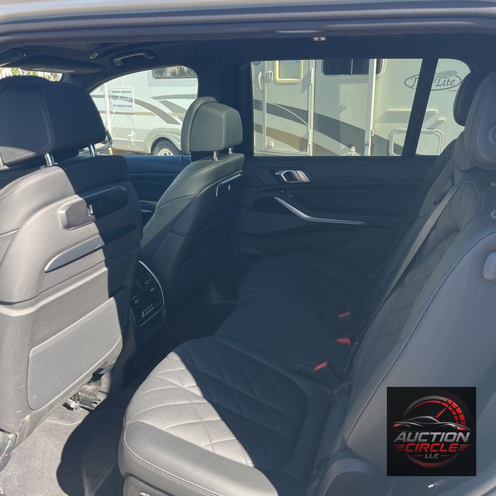 2025 BMW X7 XDrive40i