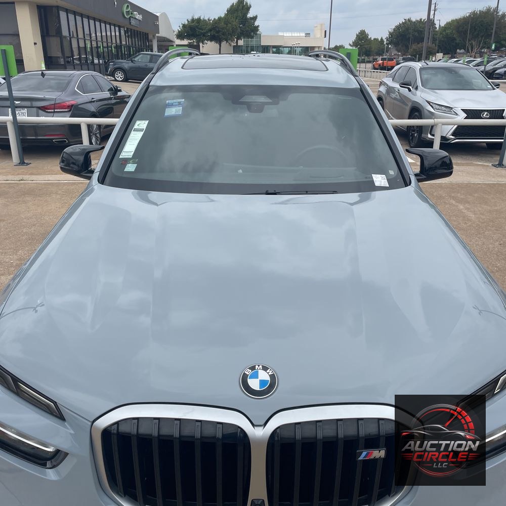 2025 BMW X7 M60i