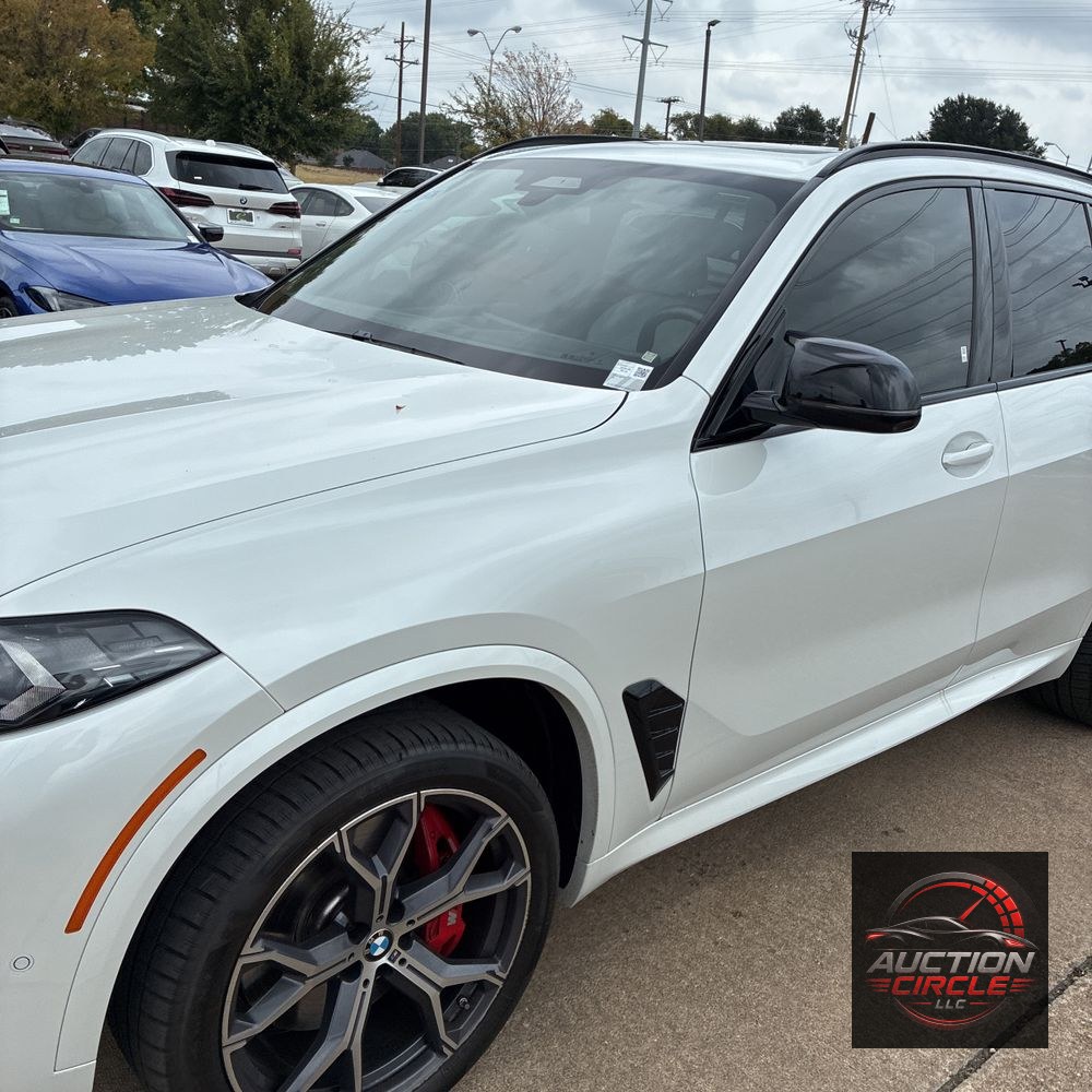 2025 BMW X5 M60i