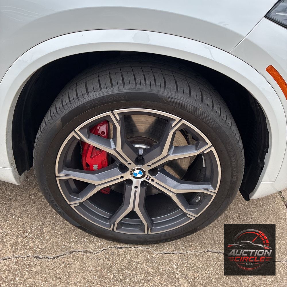 2025 BMW X5 M60i