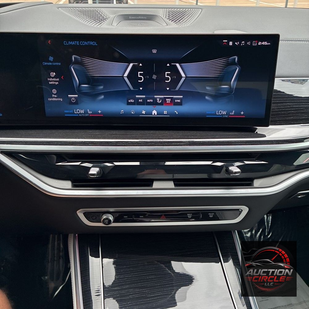 2025 BMW X5 M60i
