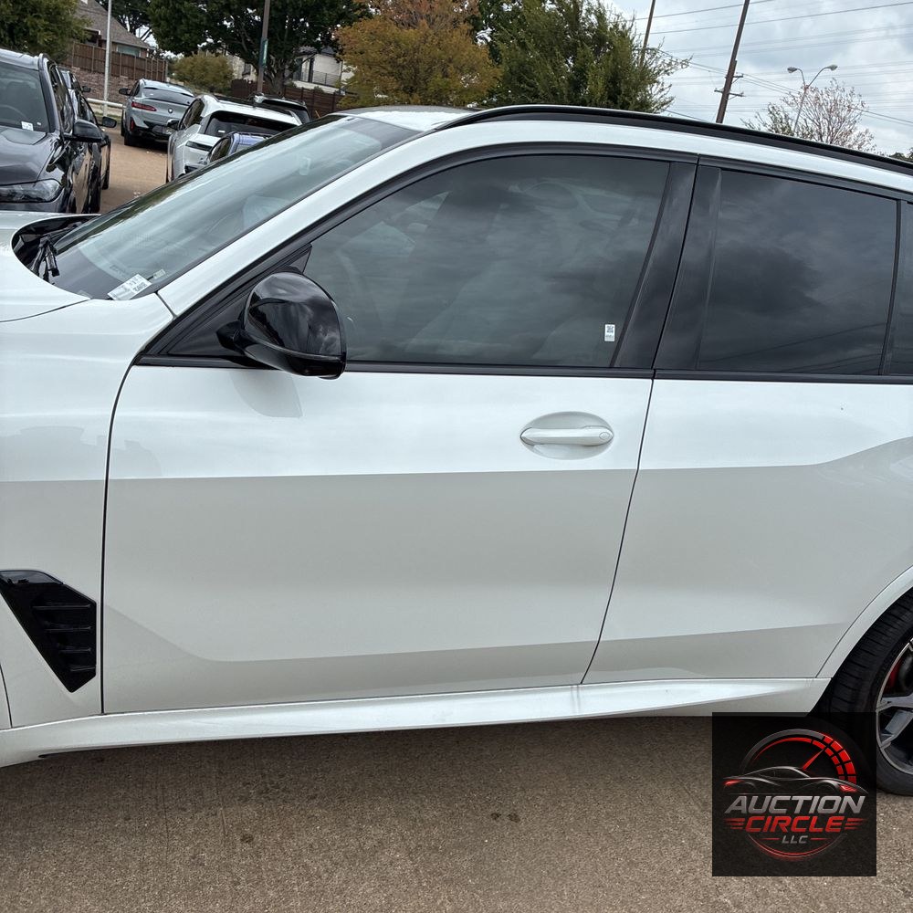 2025 BMW X5 M60i