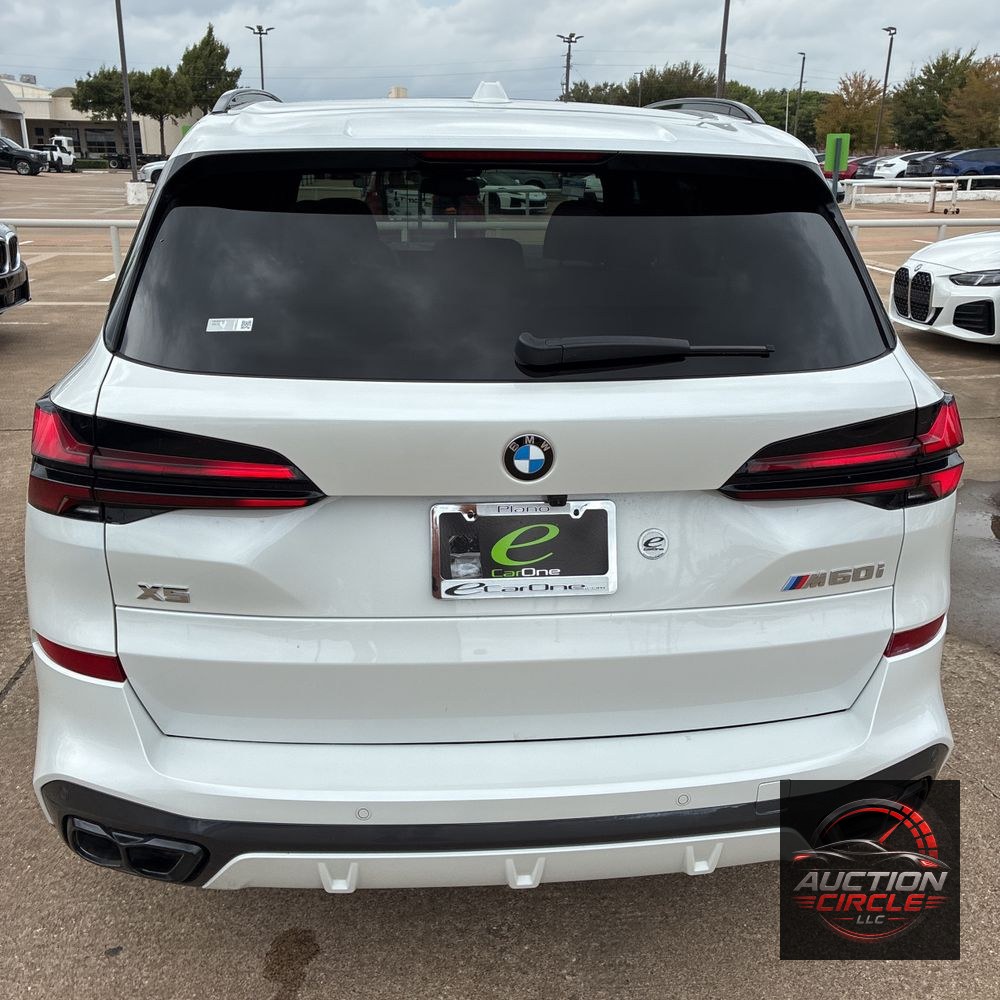 2025 BMW X5 M60i