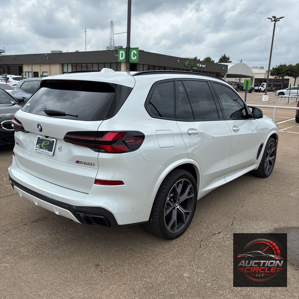 2025 BMW X5 M60i