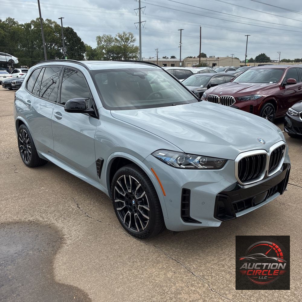 2025 BMW X5 M60i