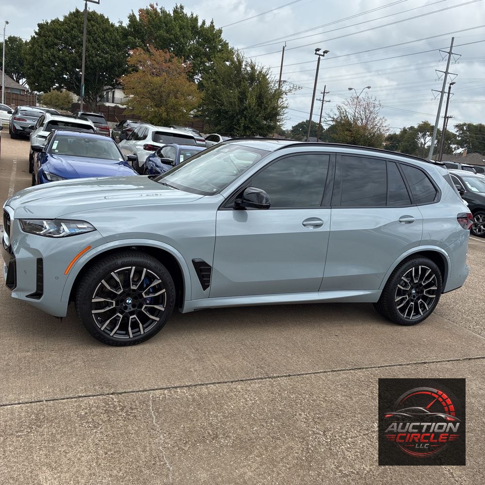 2025 BMW X5 M60i