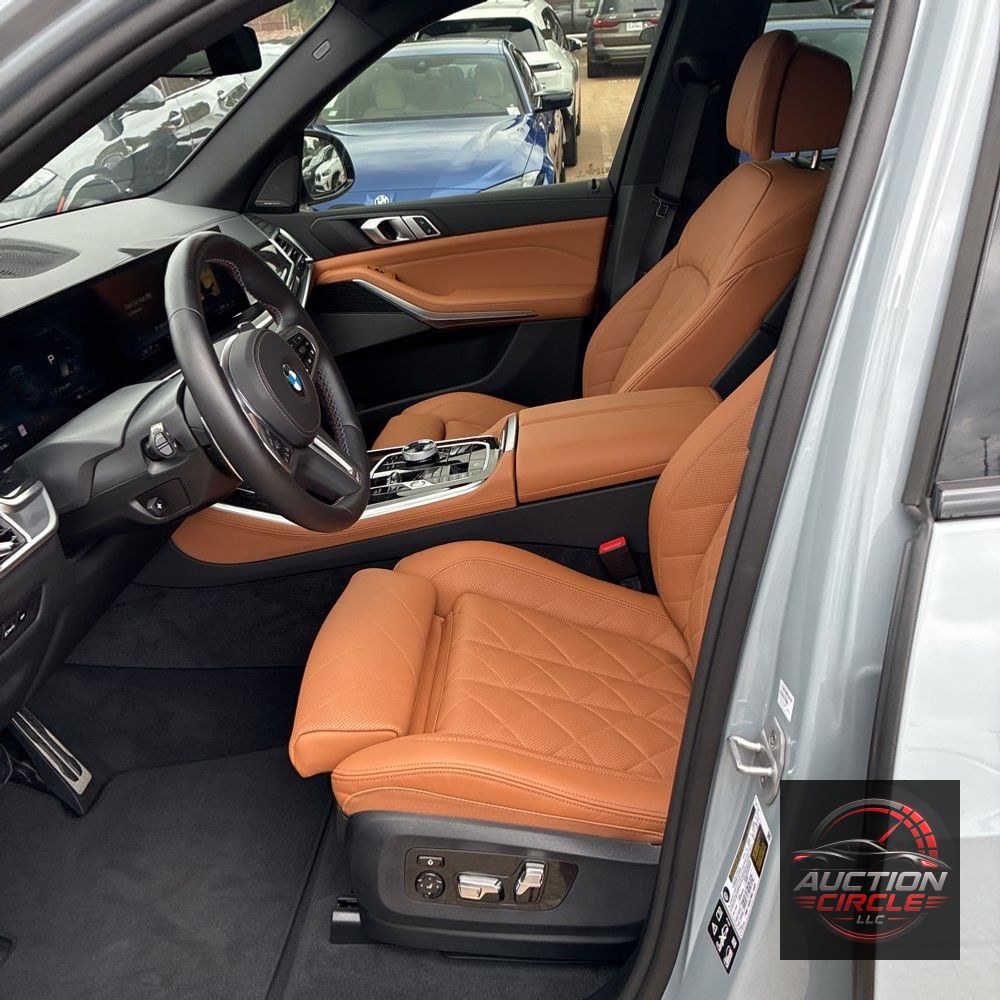 2025 BMW X5 M60i