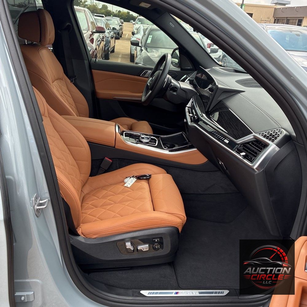 2025 BMW X5 M60i