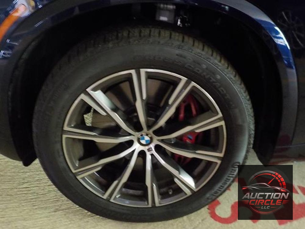 2025 BMW X5 M60i