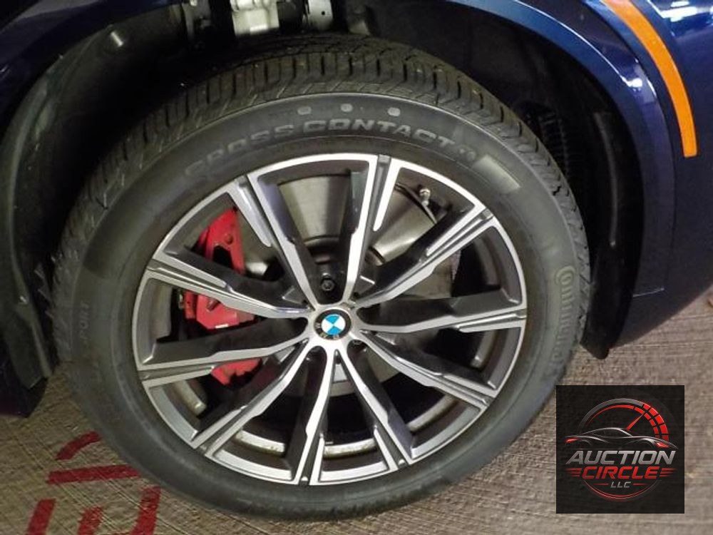 2025 BMW X5 M60i