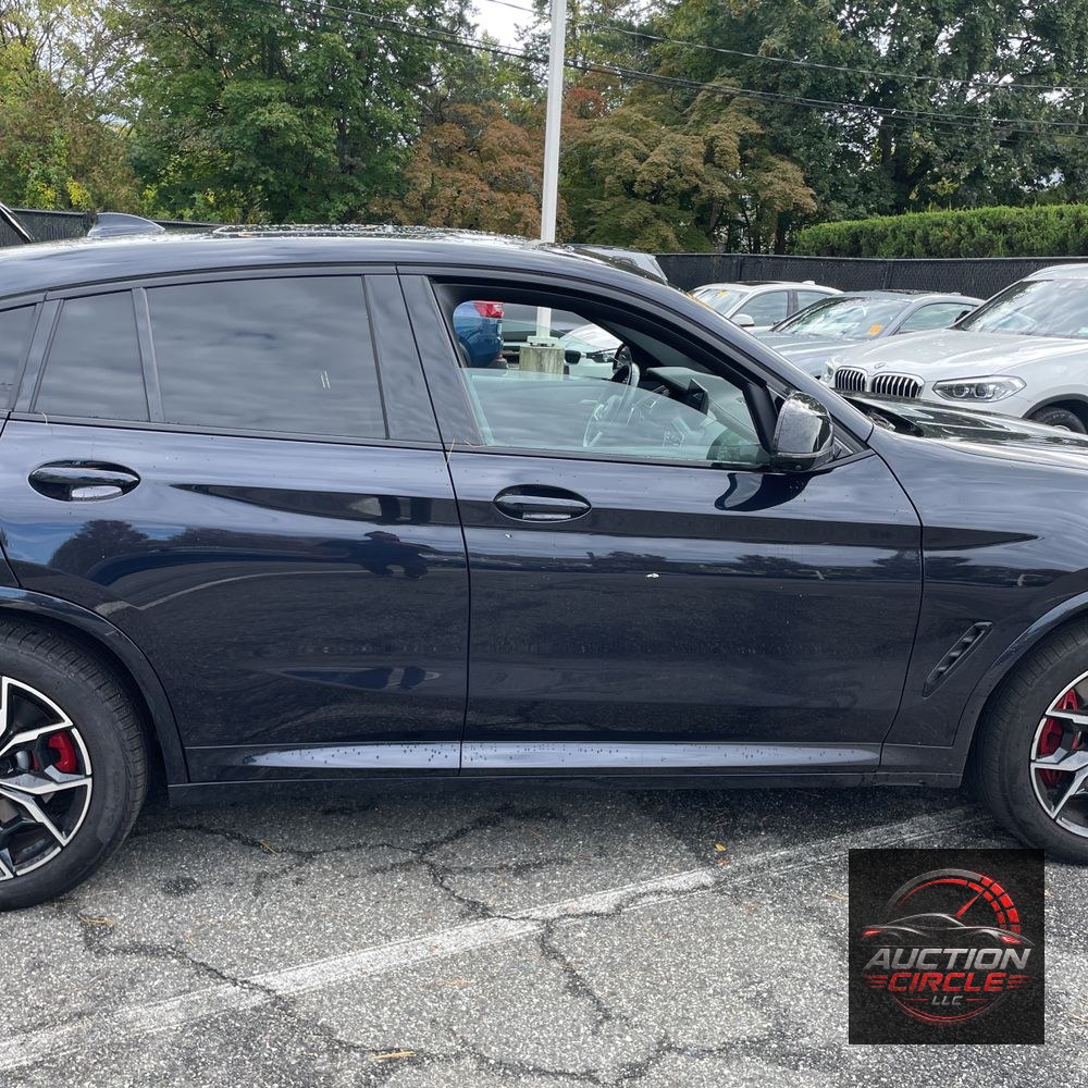 2023 BMW X4 M40i