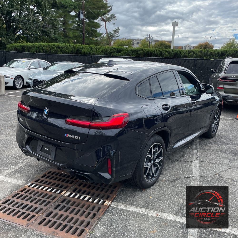 2023 BMW X4 M40i