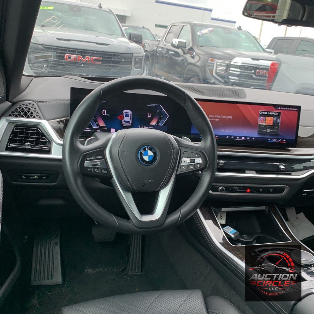 2024 BMW X5 xDrive50e