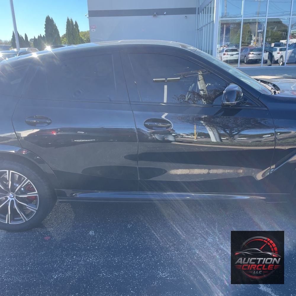 2025 BMW X6 M60i xDrive