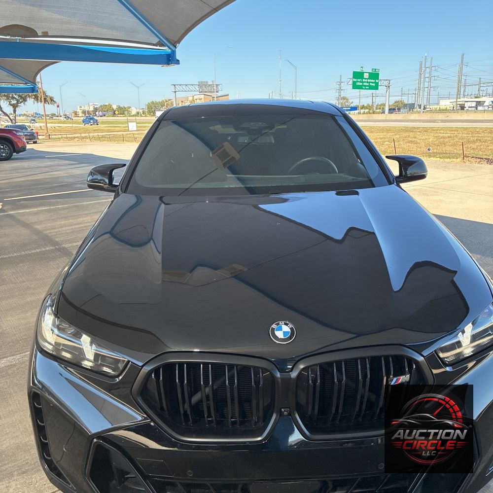 2025 BMW X6 M60i xDrive