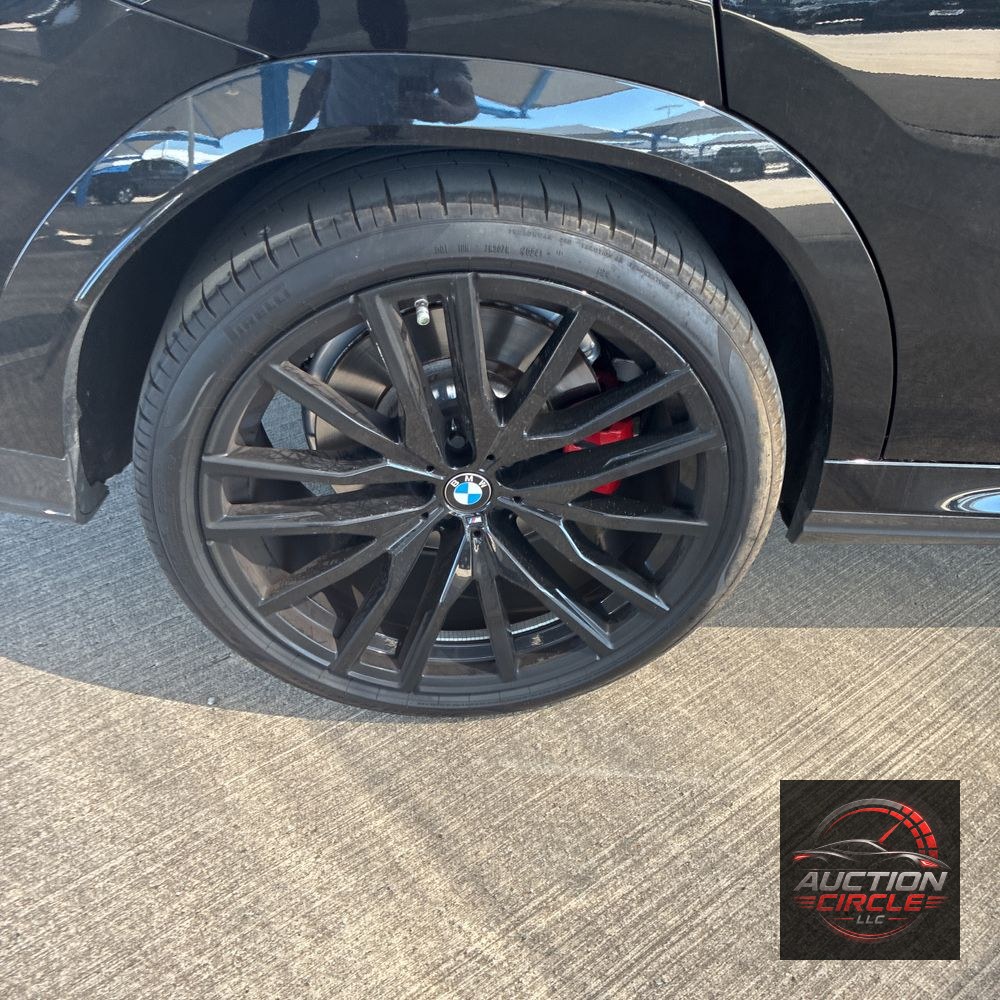 2025 BMW X6 M60i xDrive