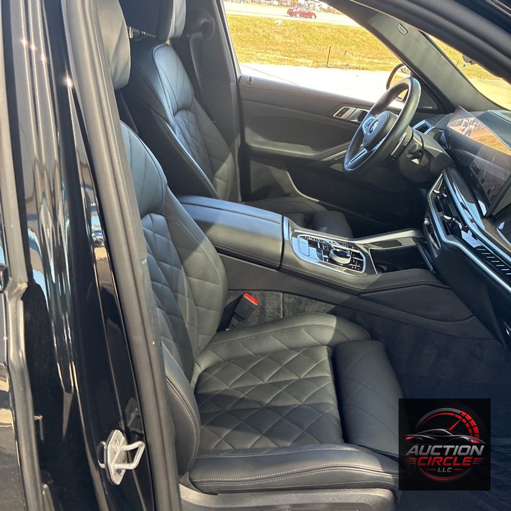 2025 BMW X6 M60i xDrive