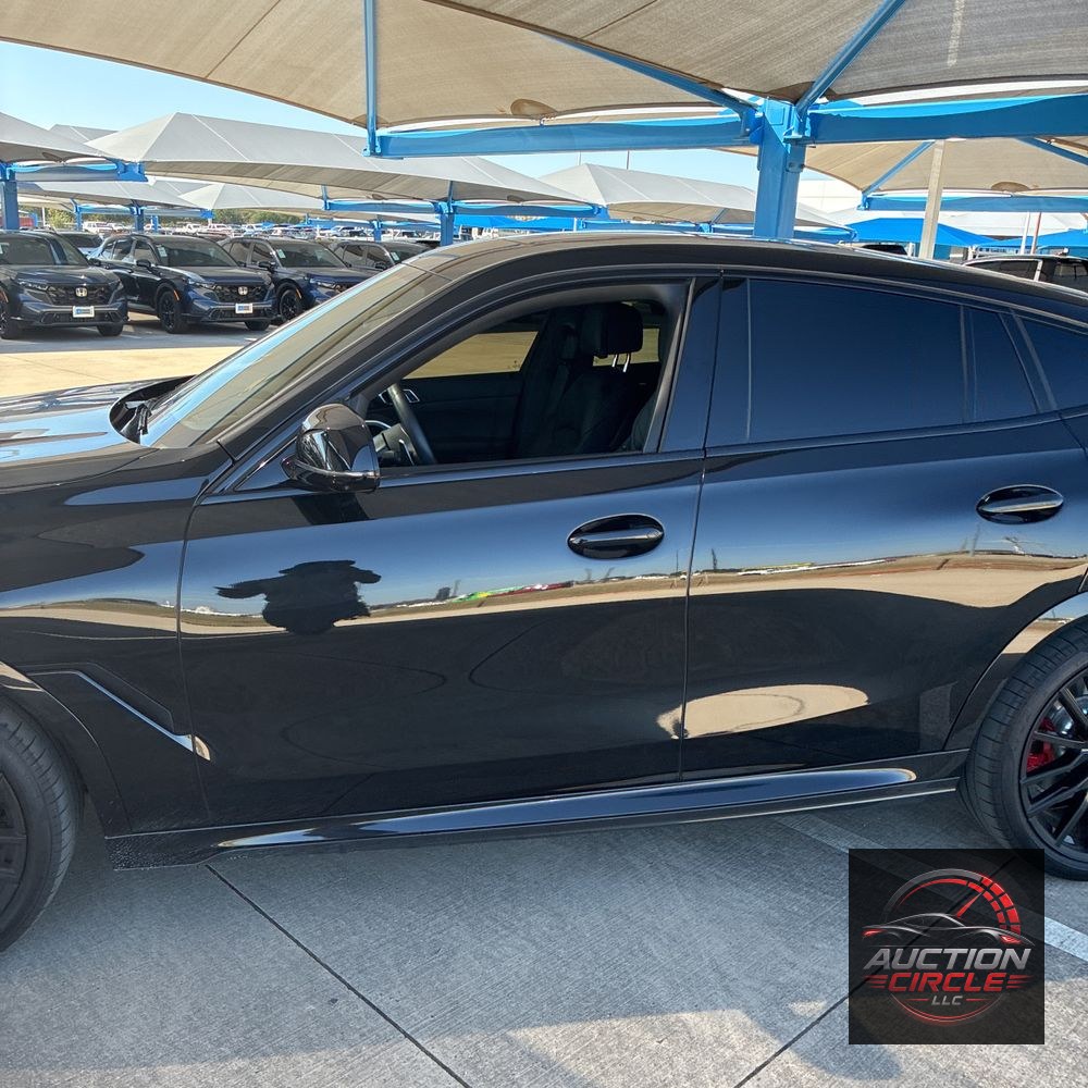 2025 BMW X6 M60i xDrive