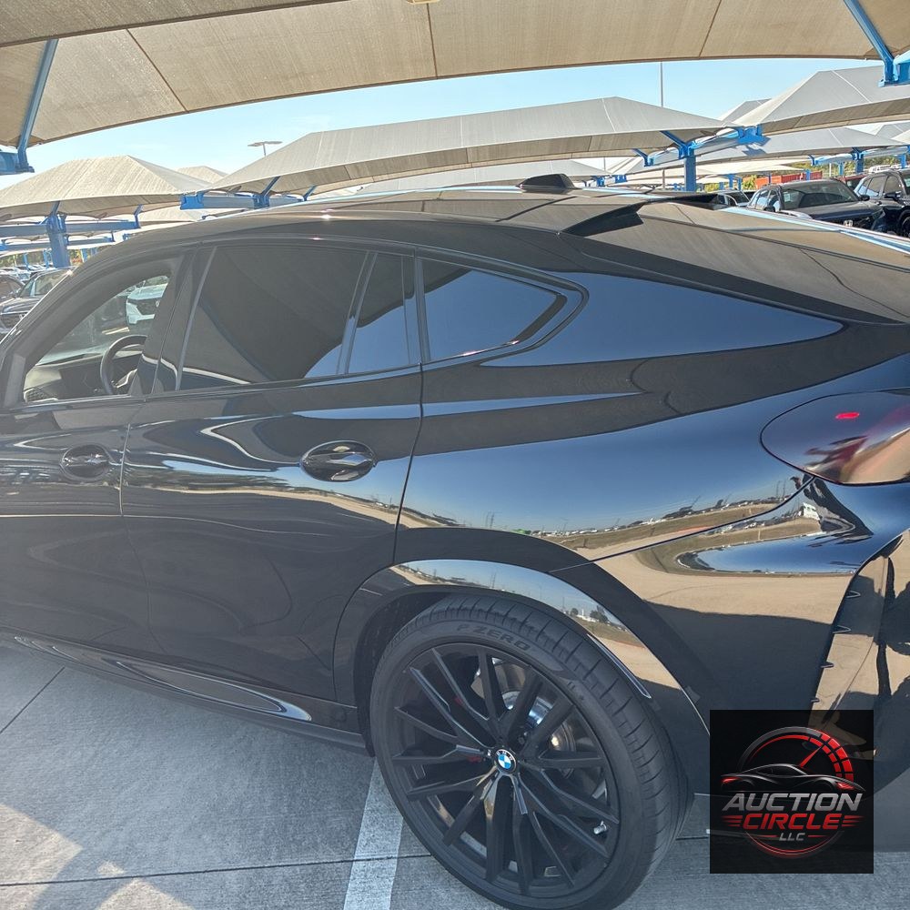 2025 BMW X6 M60i xDrive