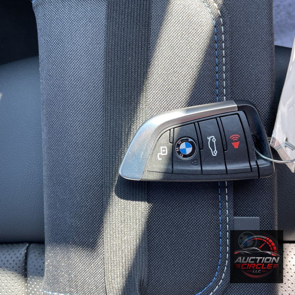 2023 BMW X3 M40i